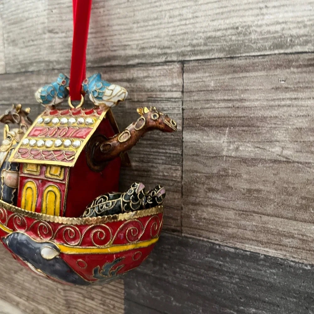 Cloisonne Noahs Ark Ornament 2007 Enamel Filigree Animals Rhinestone Religious